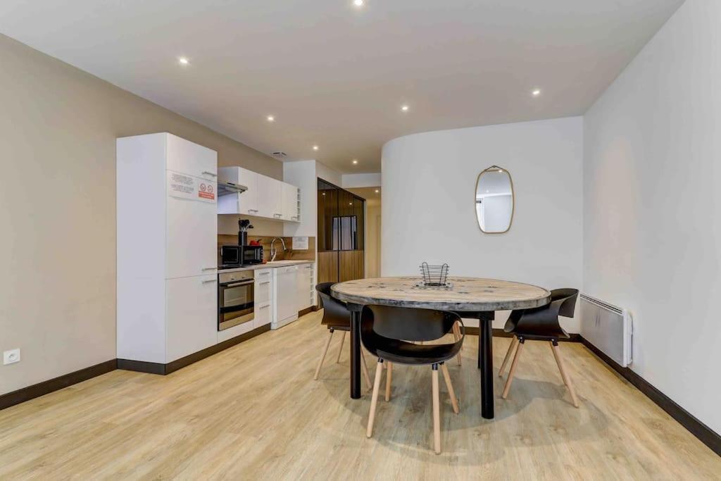 La Manufacture - Topdestination-Bourg - Centre Ville - Classe 3 Etoiles Exteriör bild